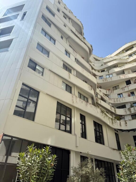 JAPIM ME QIRA AMBIENT KOMERCIALTEK VASIL SHANTO - SPRING RESIDENCE !