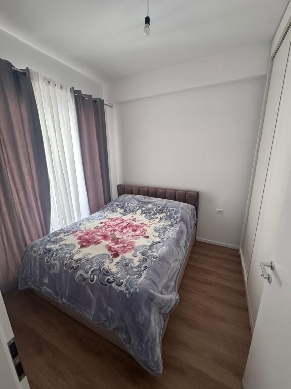 Jepet Me Qera Apartament 1+1+1 Ballkon