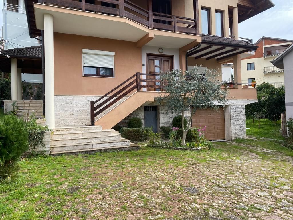 APARTMENT FOR RENT 3+1 WITH PARKING SPACE NEAR STUDENT CITY