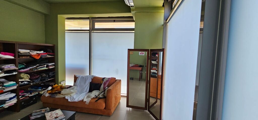 SHITET AMBIENT BIZNESI 100 M2 200.000 EURO PRAN KOLEGJIT ENEIDA