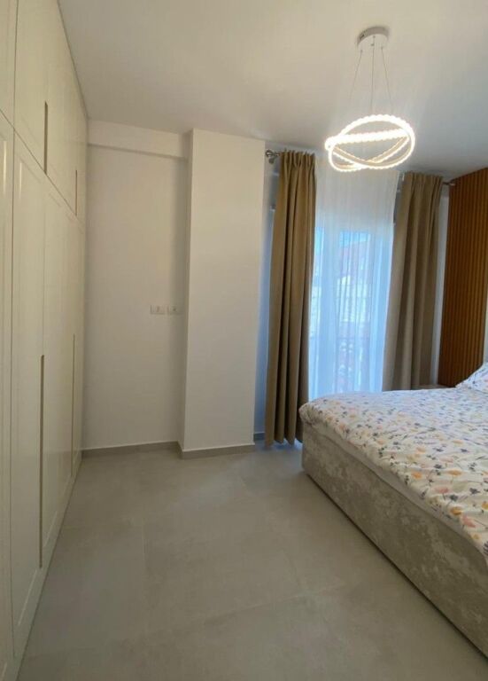 🏡 Apartament 2+1+2 me qira – Pazari i Ri