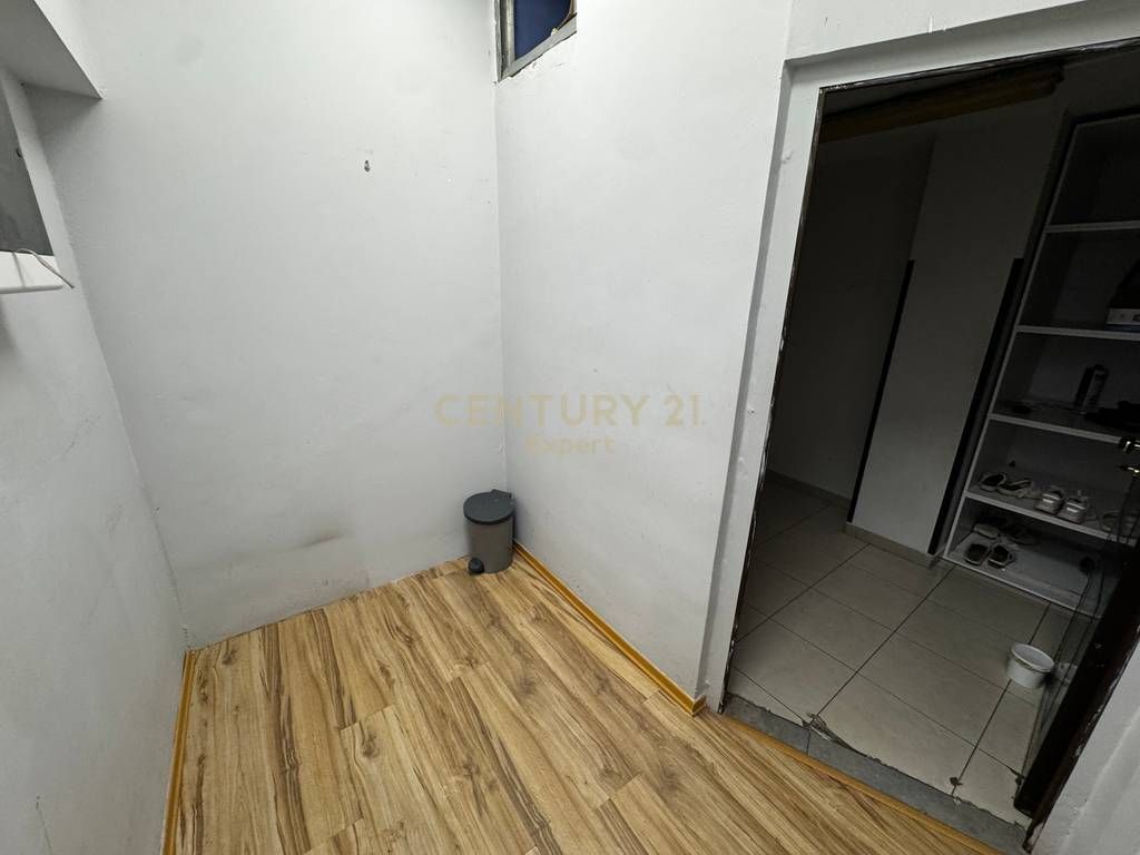 LOCALE IN AFFITTO PER UFFICIO / CLINICA !!!