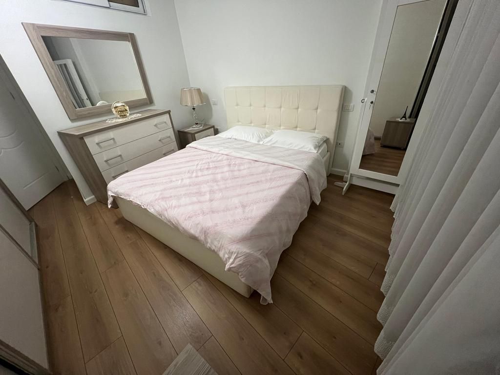 Shitet, Apartament 2+1+Depo, Unaza e Re, Tirane