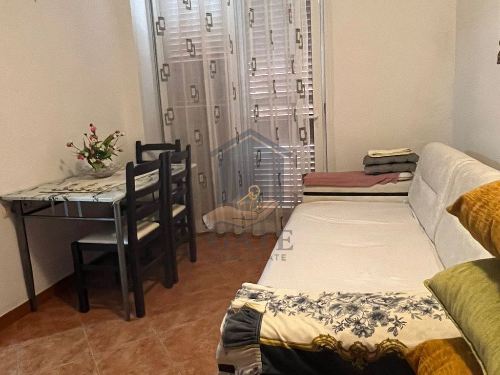 Apartment 1+1 for rent in the Beach area, Durres, near the Red Wheel