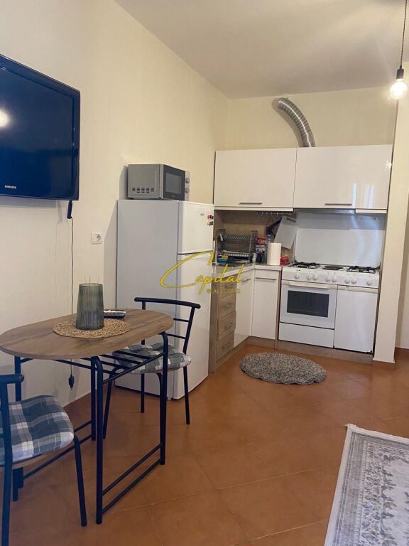 GARSONIERE ME QIRA 37 M2 STADIUMI AIR ALBANIA 550 EURO