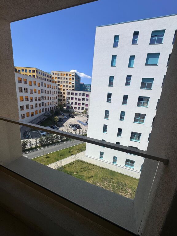 Jepet Me Qera Apartament 1+1+1 Ballkon