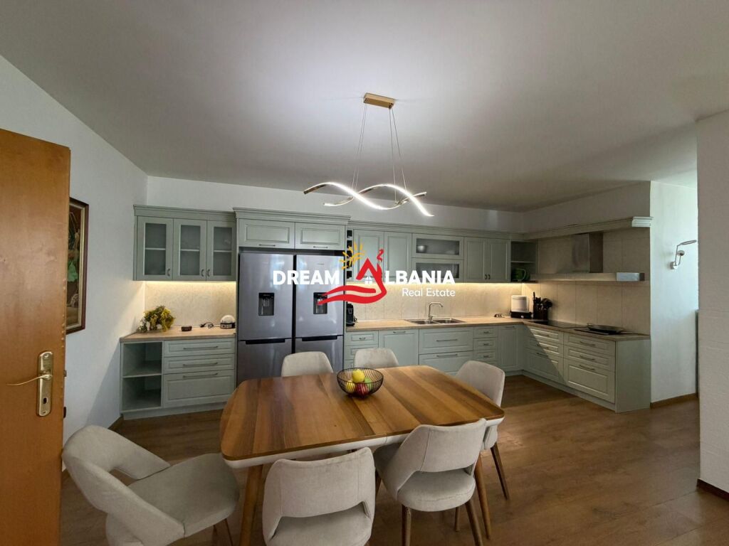 Apartament 3+1+2  me qera tek komuna e parisit prane kompleksit Kika (ID 4231259)