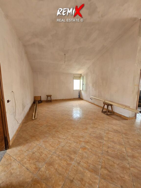 🏢 OBJEKT MULTIFUNKSIONAL PËR SHITJE – BUZË RRUGE KRYESORE, ALEKSANDËR GOGA, DURRËS