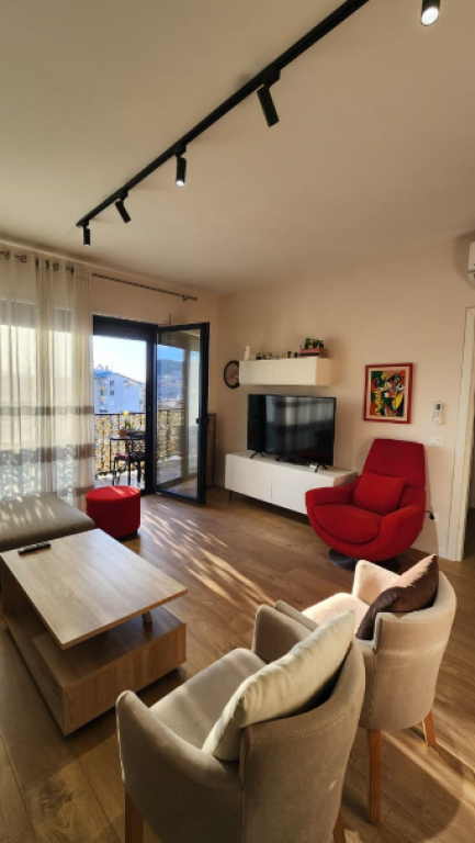 Appartamento 2+1+2 in Affitto – Myslym Shyr