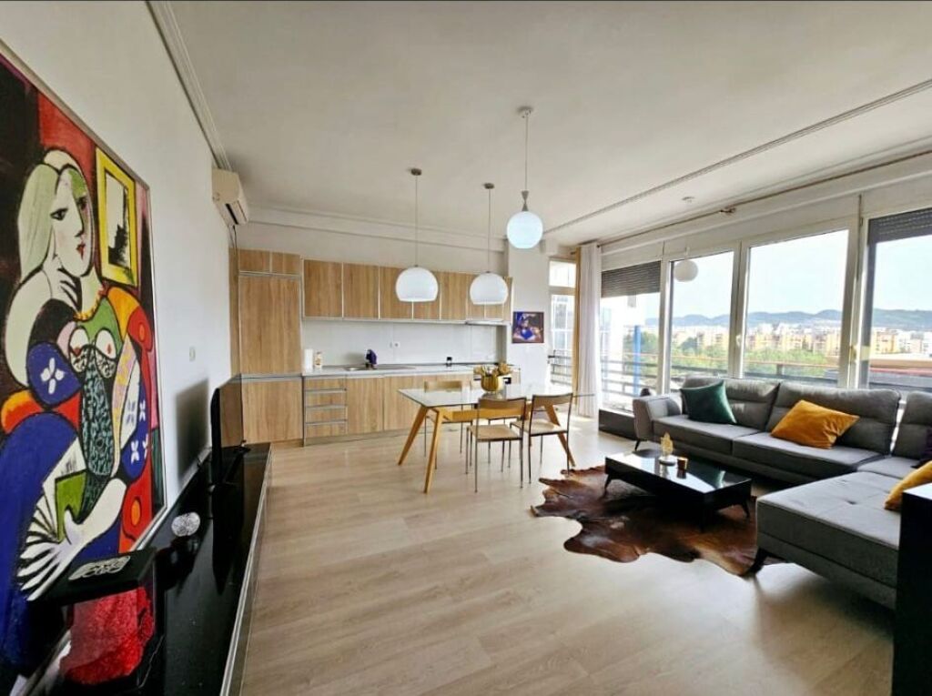 SHITET APARTAMENT 1+1+BALLKON “RRUGA DRITAN HOXHA” 150.000 EURO