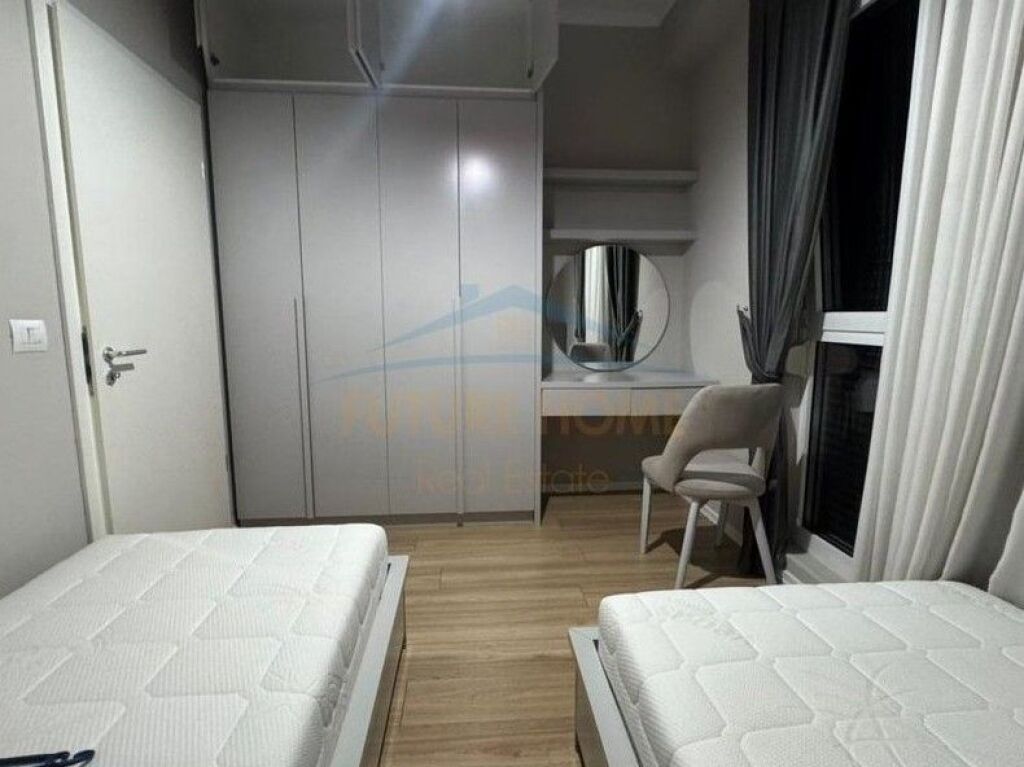 Qera, Apartament 2+1+2+Post Parkimi , Jordan Misja , Tirane