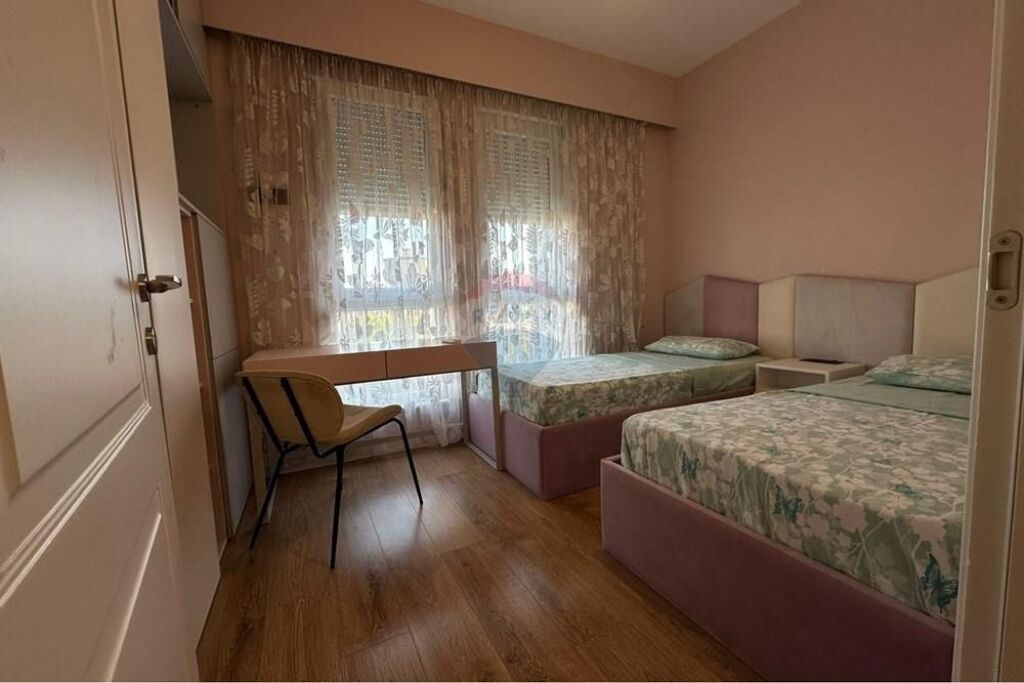 APPARTAMENTO 3+1+2 IN AFFITTO CON POSTO AUTO