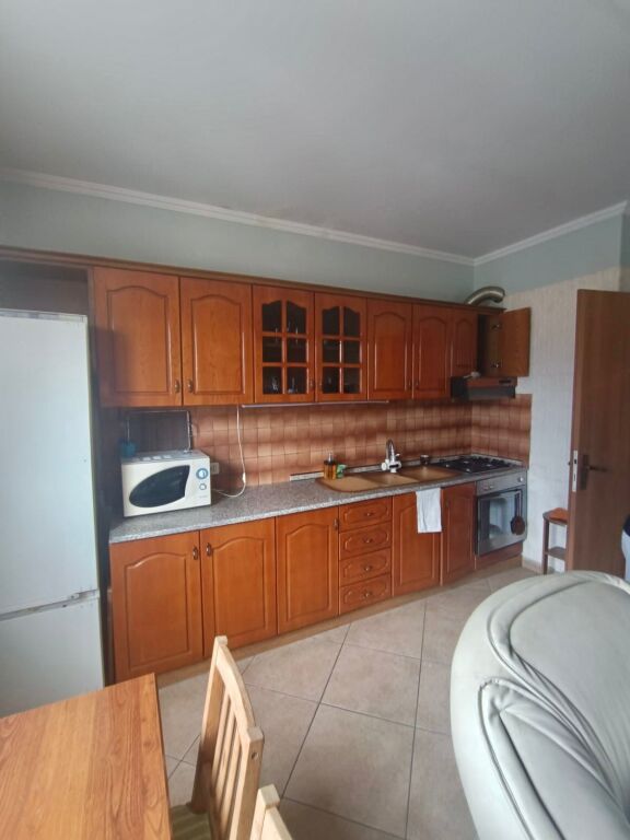 Affitto | Apartament 2 + 1 | Kinostudio | 450 €/mese