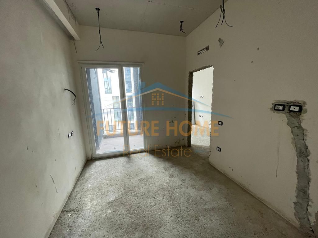 Shitet, Apartament 1+1, Henke Residence, Tiranë.