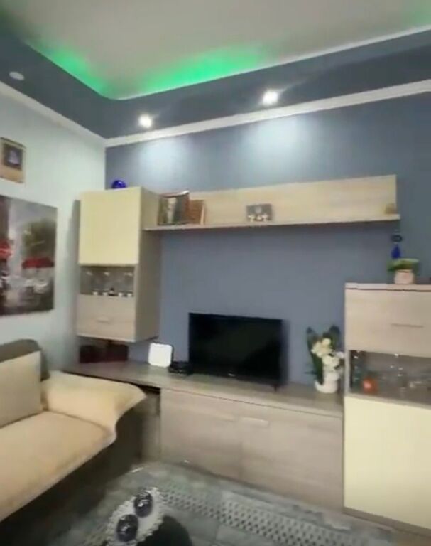 Apartment 2+1 for rent near the United School