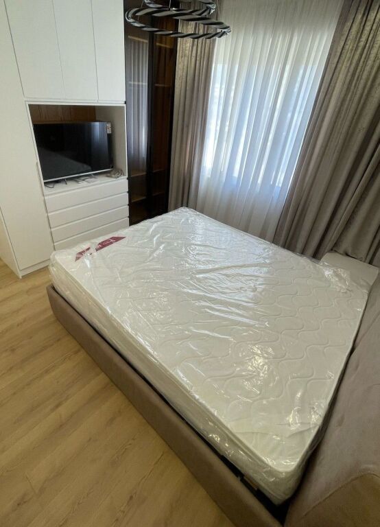 1+1 per qera , Bulevardi I Ri