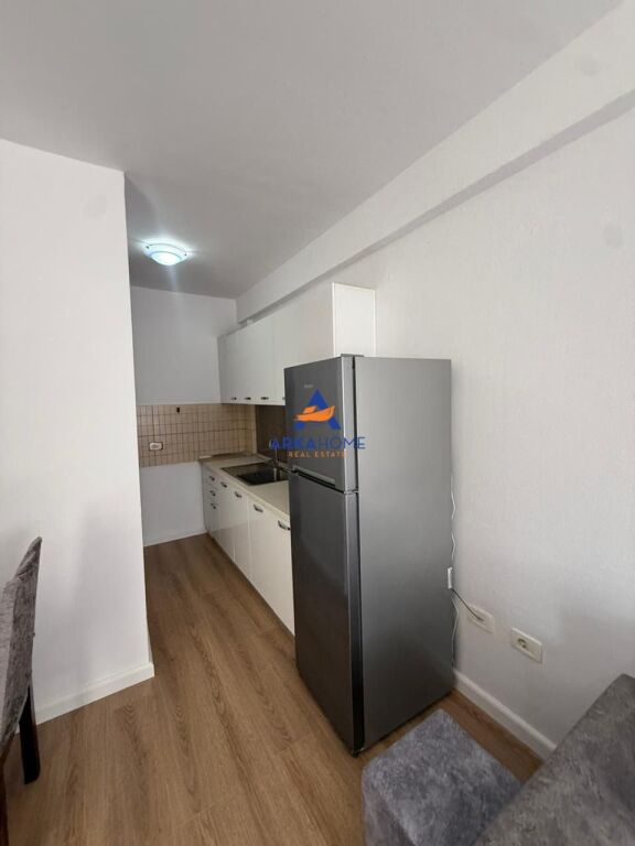 VENDESI APPARTAMENTO 1+1+BALCONE " VICINO A REPORT TV, EX PARCO " 165.000 EURO