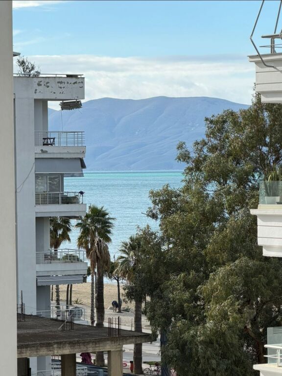 Apartament vije e pare Lungomare Vlore