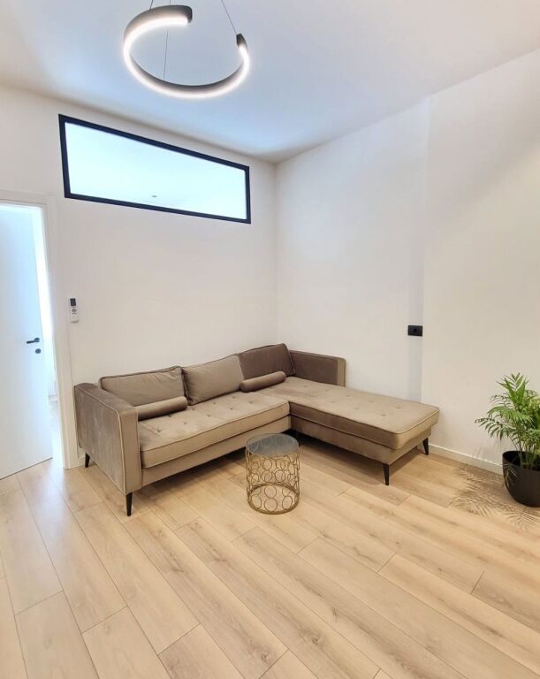 🏡 Apartament 1+1 për Shitje – pranë Bulevardit të Ri