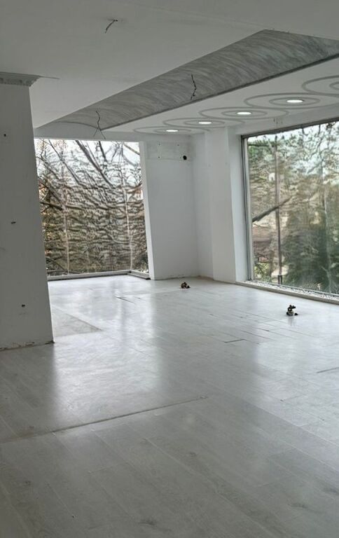 Business premises for rent – 21 December !