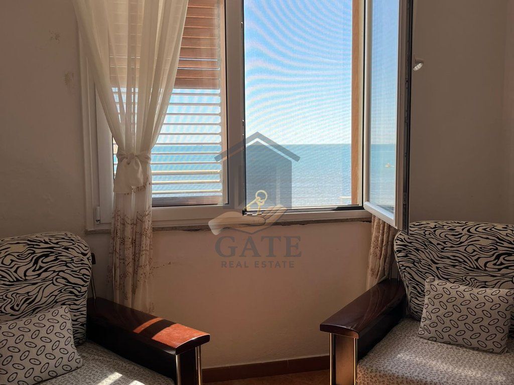 Apartment 1+1 for rent in the Beach area, Durres, near the Red Wheel