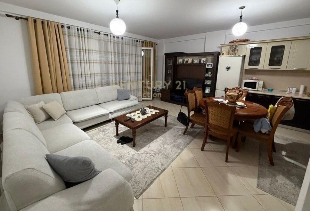 Vendesi appartamento 1+1 – Residenza Gener 2, Viale Nuovo