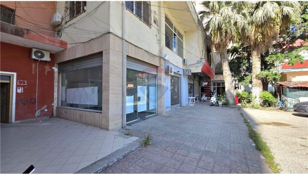 🏢 SHOP FOR RENT NEAR THE VLORA STADIUM