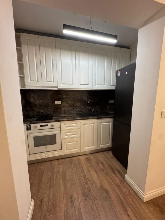 In affitto 3+1 Via Mine Peza