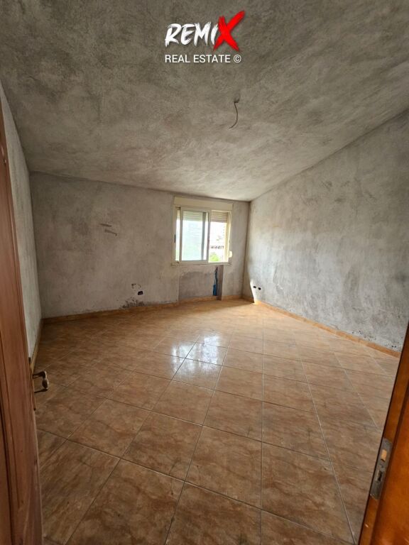 🏢 OBJEKT MULTIFUNKSIONAL PËR SHITJE – BUZË RRUGE KRYESORE, ALEKSANDËR GOGA, DURRËS