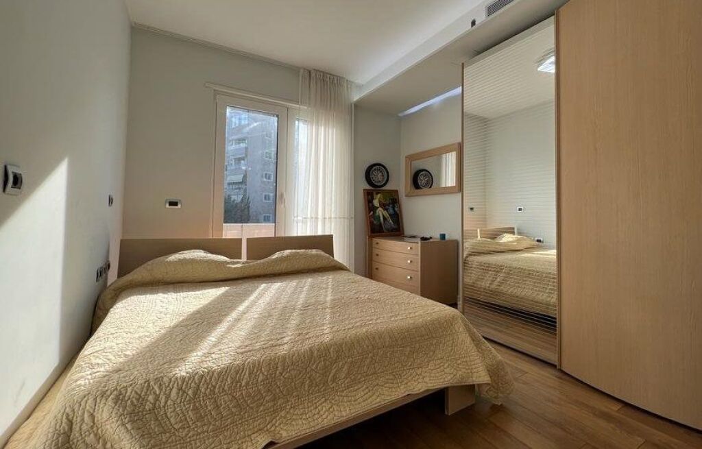 Penthouse for sale 3+1+2 + Parking Spot and Veranda at the Dry Lake