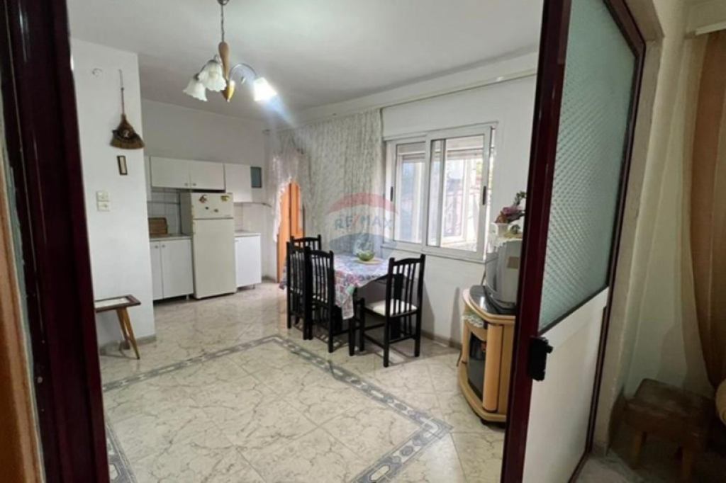 Apartament per qera 3+1 tek Rruga e Durresit