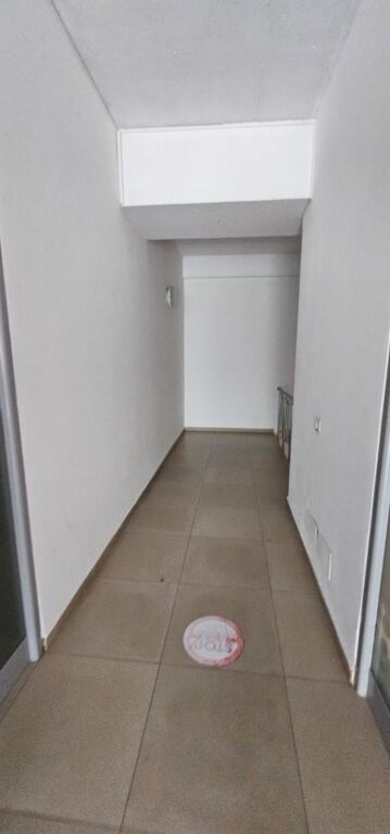 SHITET AMBIENT BIZNESI 100 M2 200.000 EURO PRAN KOLEGJIT ENEIDA