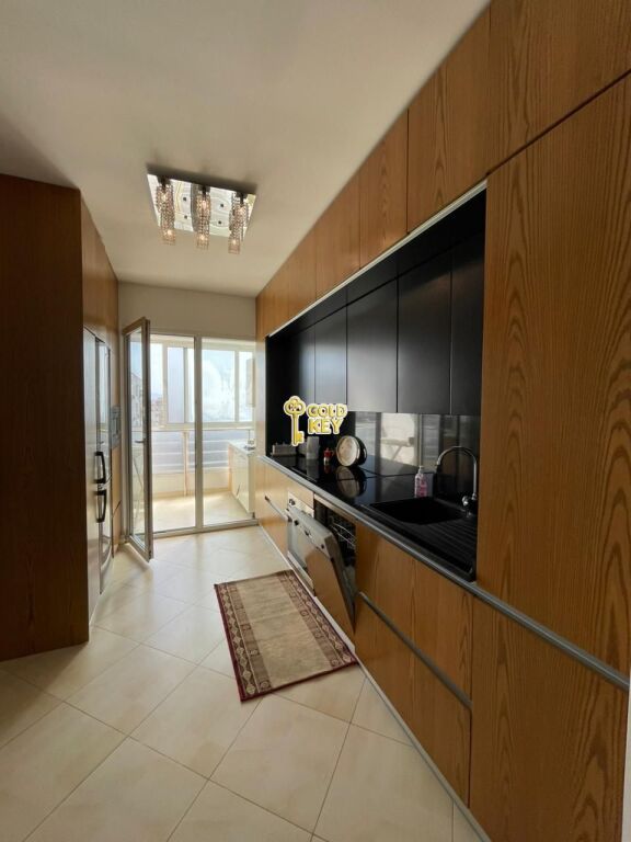 🏡 APPARTAMENTO IN AFFITTO 2+1 + 2 BAGNI + BALCONE – Palazzo dello Sport, Durrës