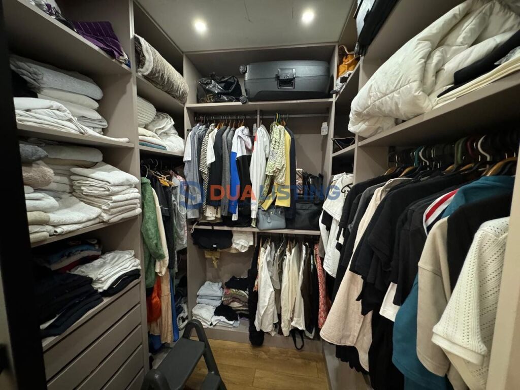 LUXURY APARTMENT 2+1+2 AT THE DELIJORGJI COMPLEX!