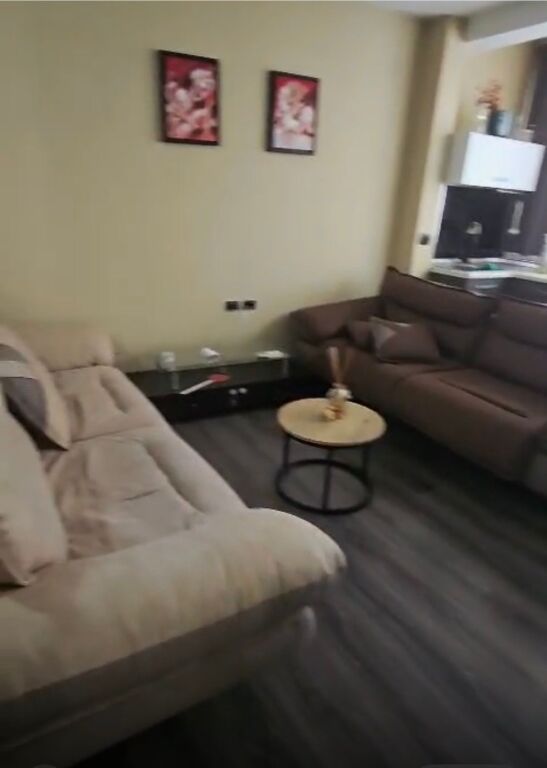 Apartament 2+1 per shitje te Fusha e Aviacionit