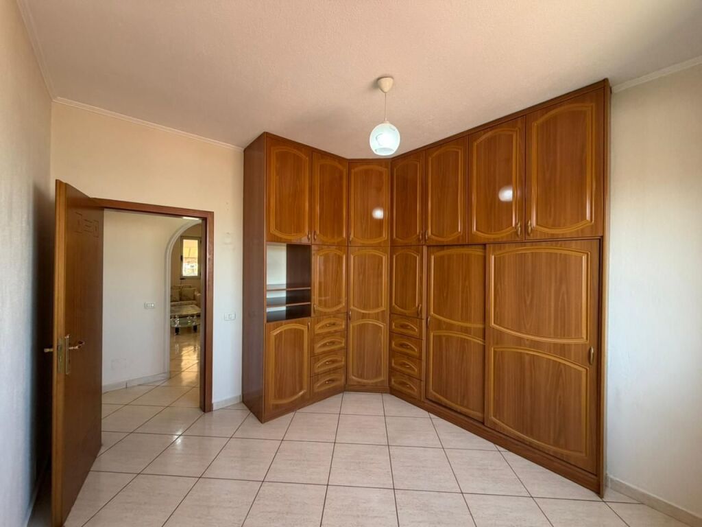 2+1 apartment for sale in Selite.