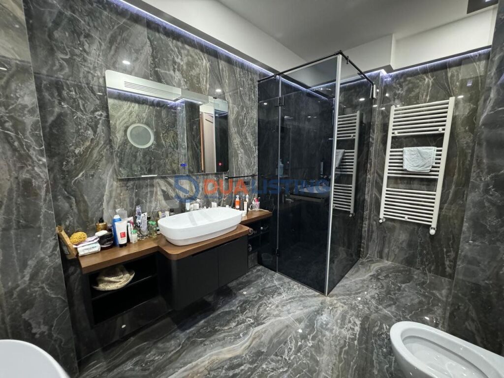 APARTAMENT LUKSOZ 2+1+2 TE KOMPLEKSI DELIJORGJI!