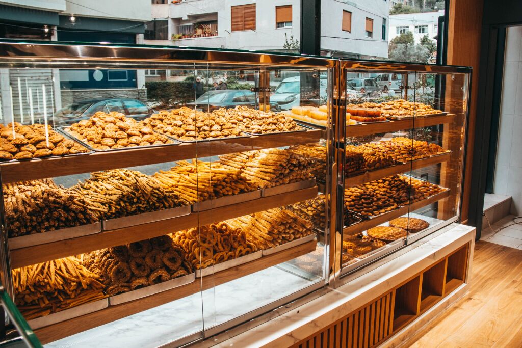 Unità Commerciale in Vendita – Pasticceria &amp; Forno, Via Kavaja