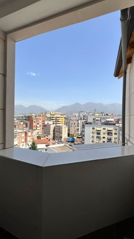 Apartament 2+1 me qera tek Mine Peza