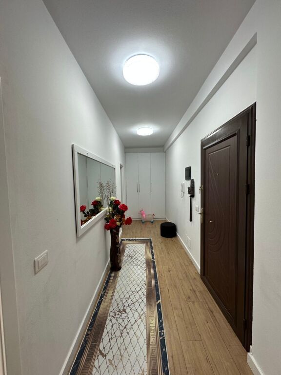 2+1 ne Shitje Shkoze