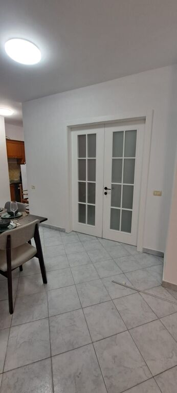 Apartament 2+1+2 + 2 Ballkone , per qira ,pamje deti ,Vollga Durres