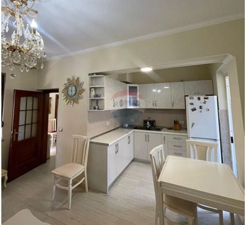 Apartament - Për Qira