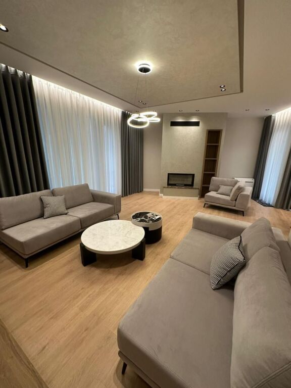 📌 Vilë me Qira në Rezidencën “Green Valley” – Liqeni i Thatë