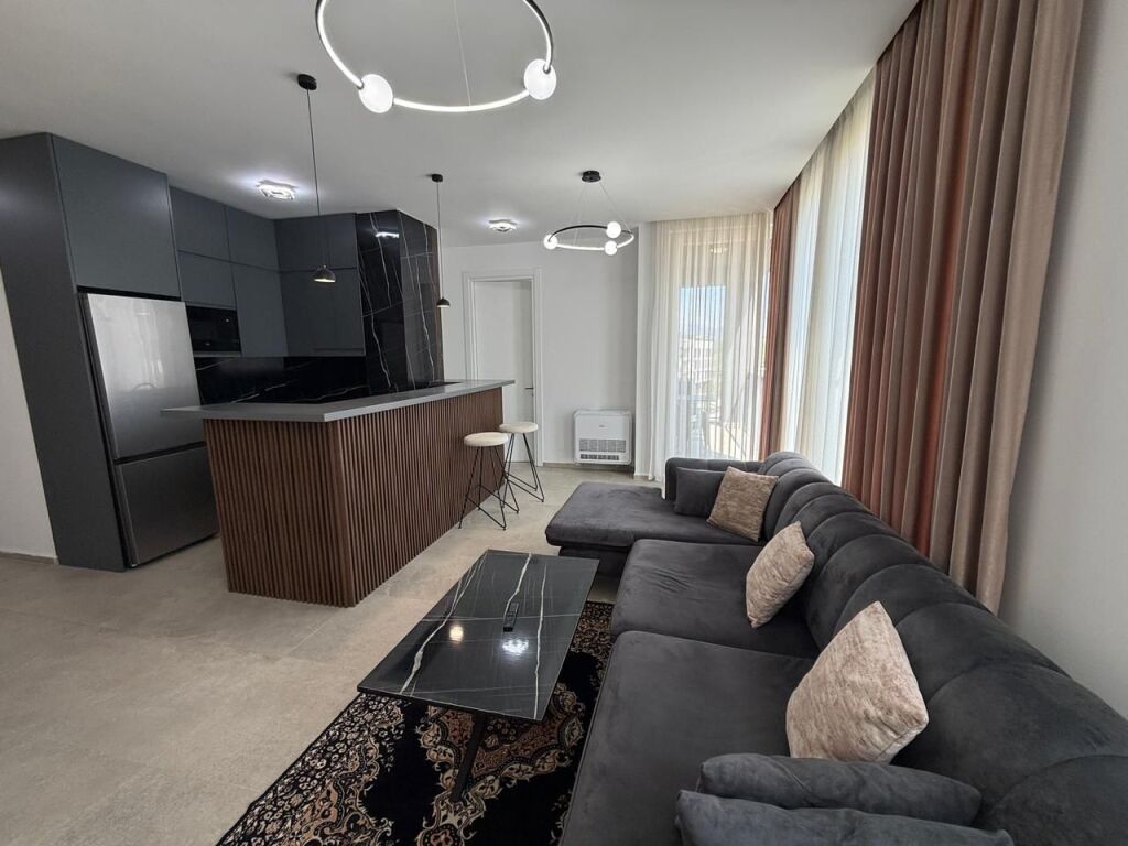 Apartment 2+1+2+parking space for rent, at Forest, Dry Lake!