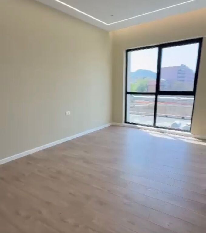 Shitet apartament 2+1 tek Vasil Shanto - Spring Residence