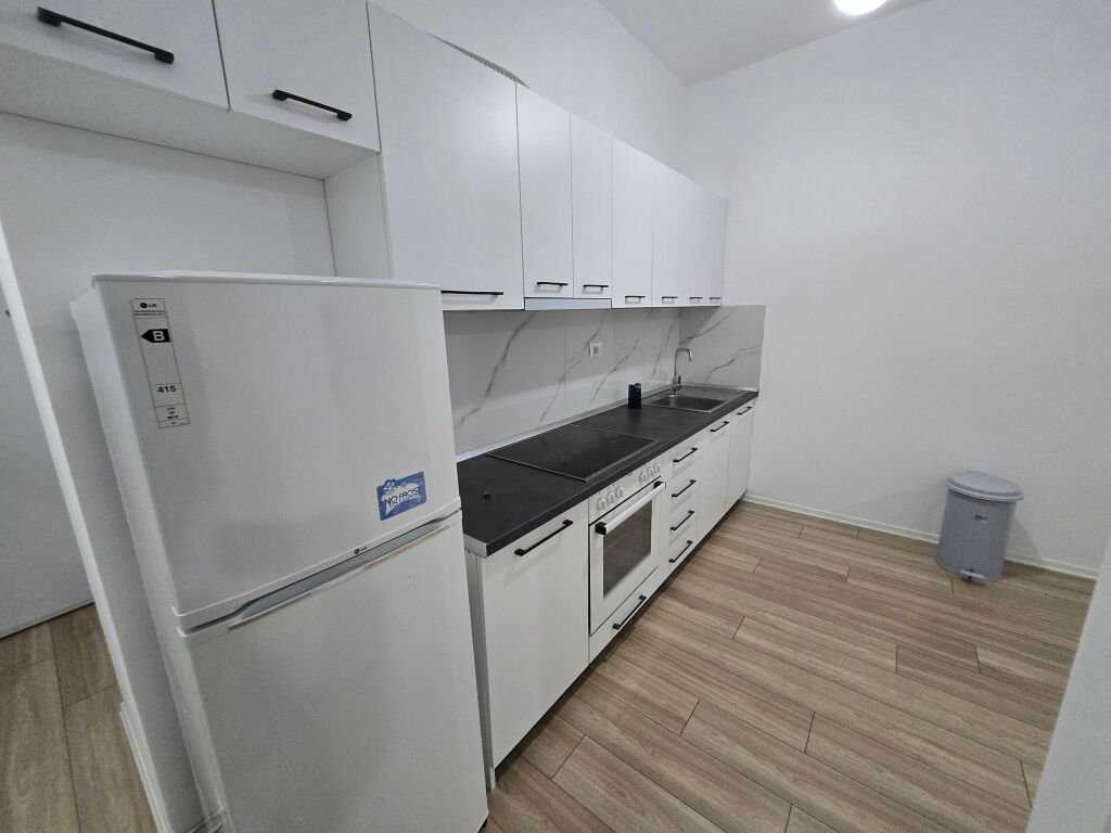 Te Kompleksi Mangalem 21 , Jap me qera apartament 2+1