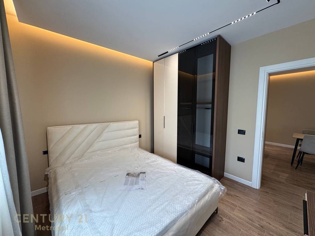 Apartament modern 2+1 me qira ne zonen e Xhamllikut