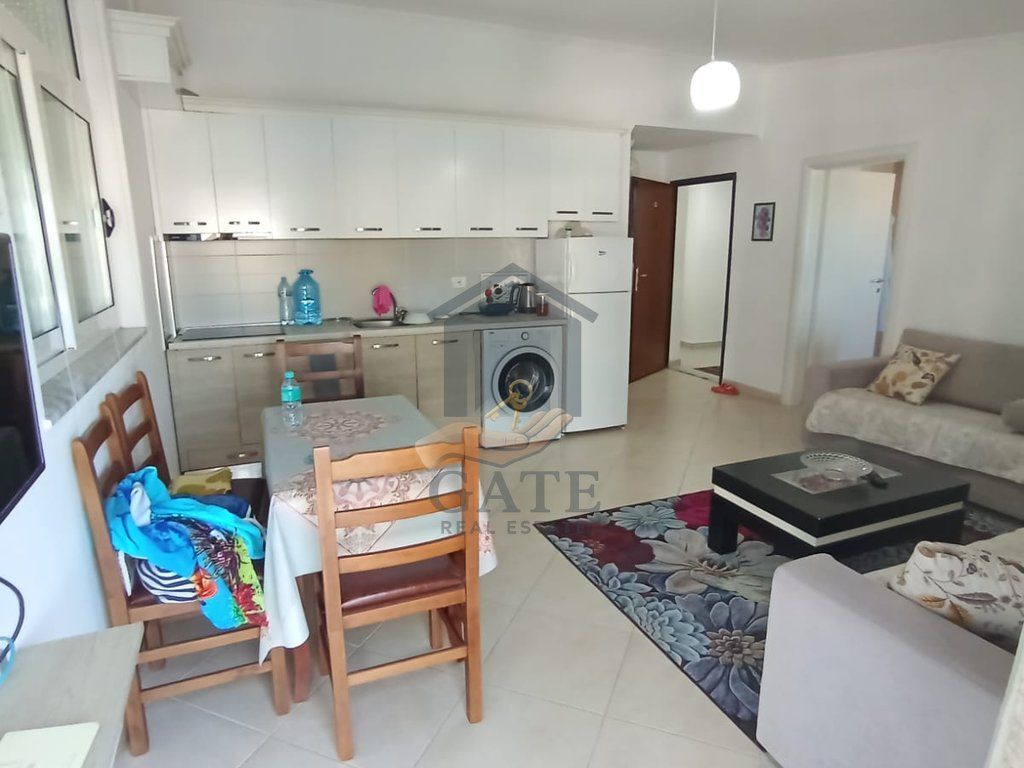 Apartment 1+1 for rent in Shkëmbi i Kavajës, near Arbëria