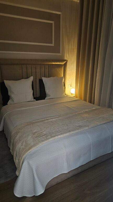 Apartament 1+1 me ballkon  Mangalem Kadiu