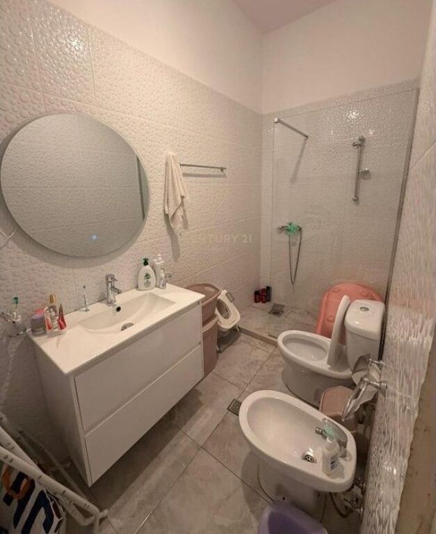 APARTAMENT 2+1 NË SHITJE – FRESKU